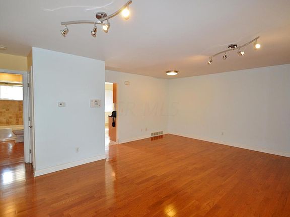 3rd image of 5200 Fenway Ct #5200