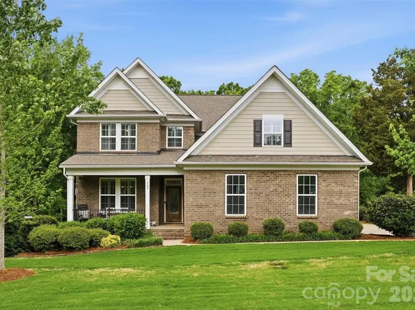 588 Highland Ridge Point, Clover, SC 29710