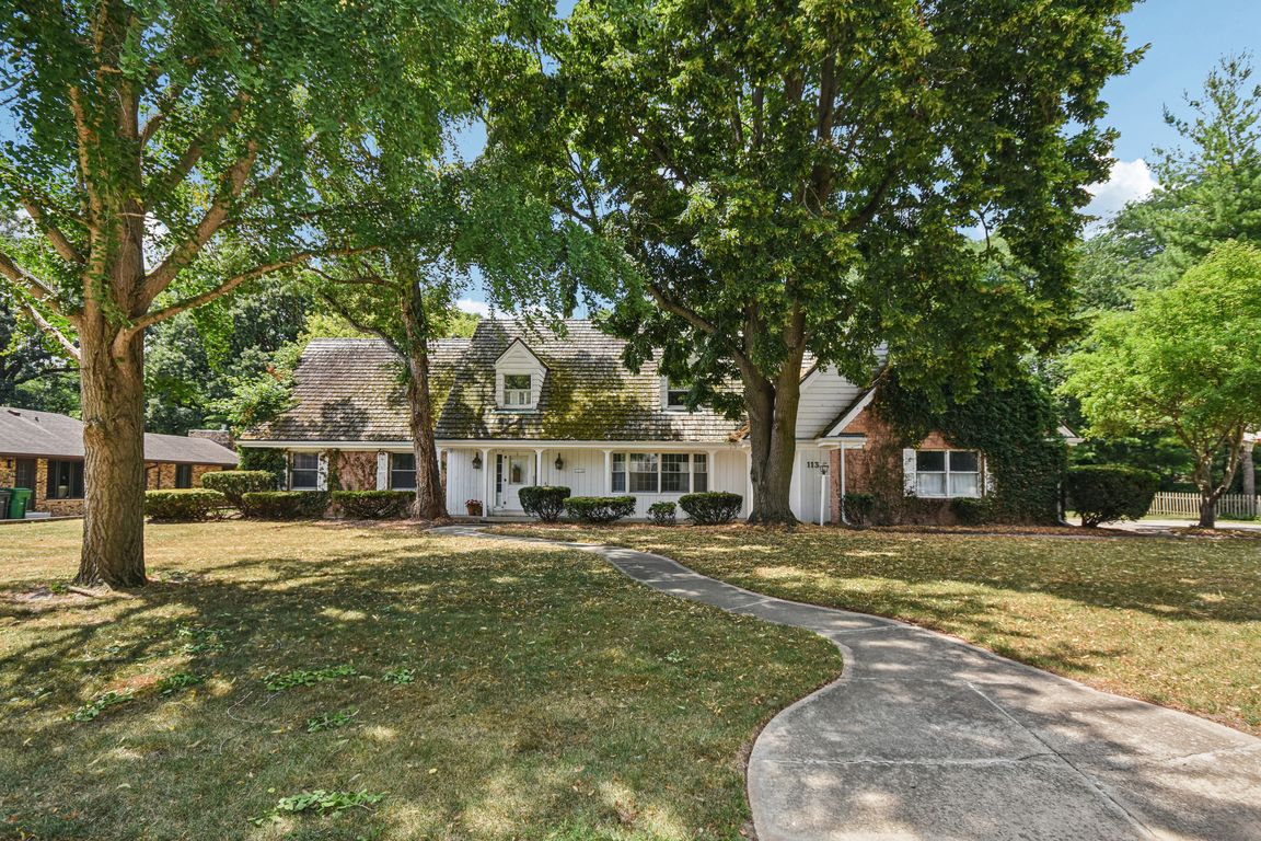 Crabapple Ln-S1607-001.jpg