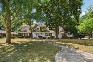 Crabapple Ln-S1607-001.jpg