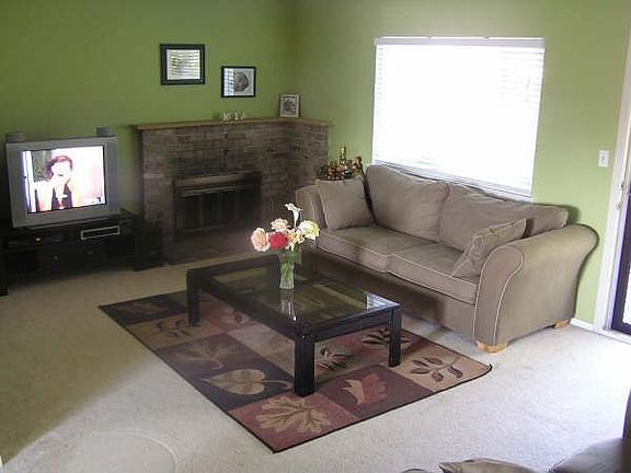 3rd image of 1438 Sundown Ln