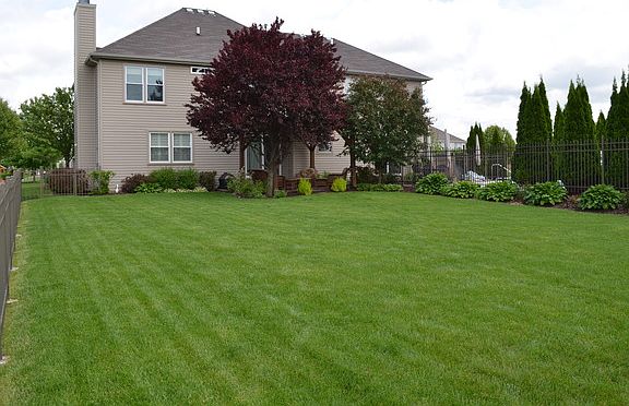 2nd image of 16328 Riverwood Dr