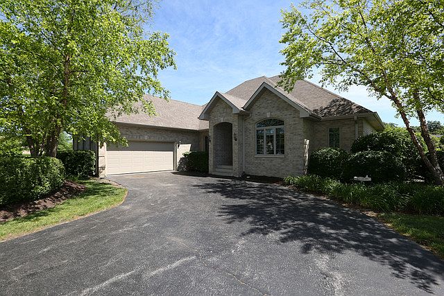 1st image of 24245 E Cumberland Ct