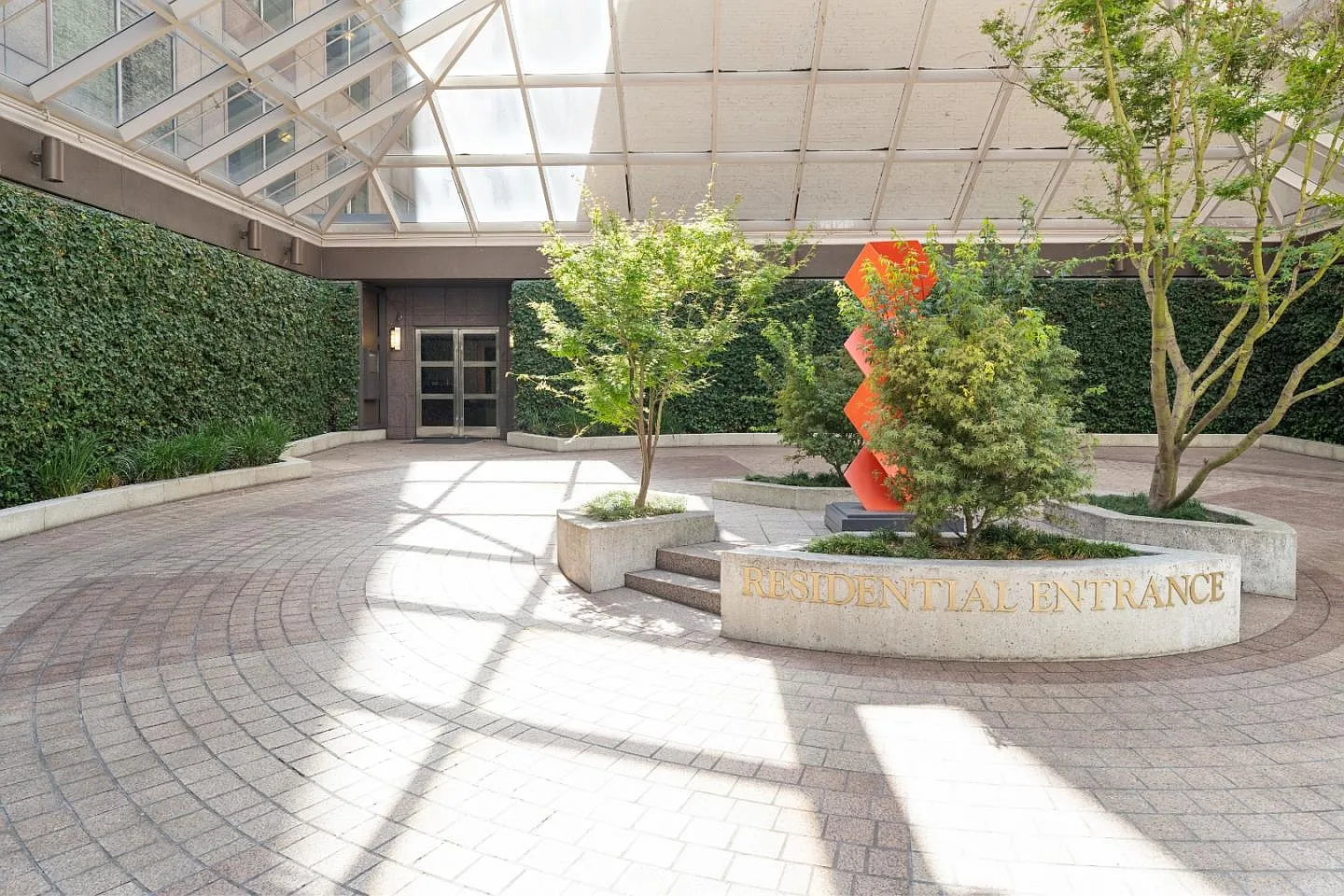 333 Bush St APT 3901 photo 1