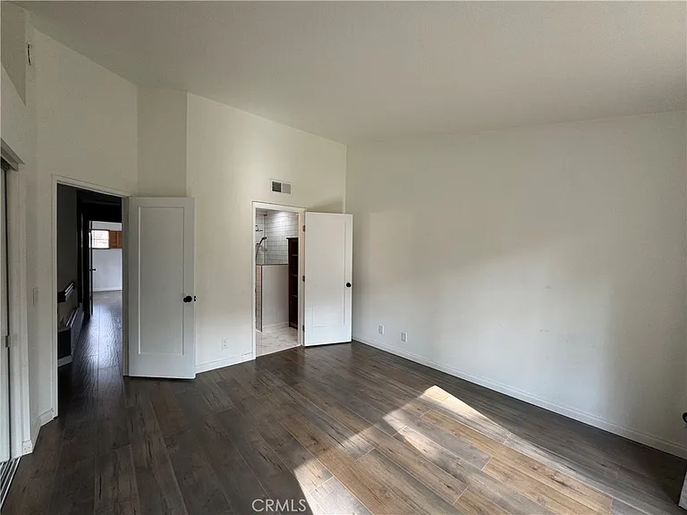 5 Meadowbrook — Photo 9