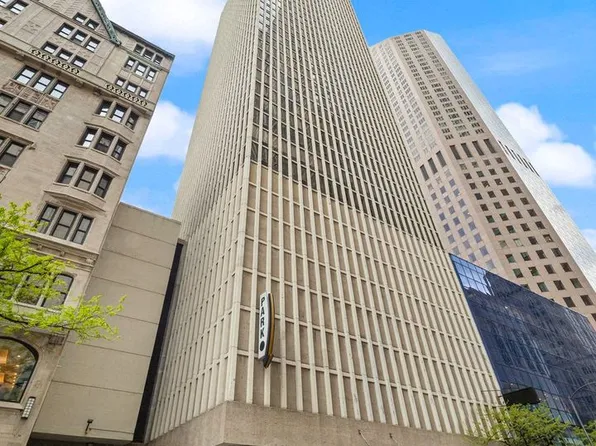 100 E Walton St APT 26B, Chicago, IL 60611