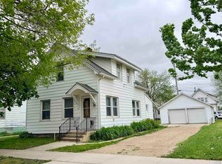 725 Erie St, Storm Lake, IA 50588