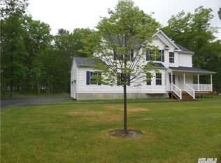 66 E Margin Rd, Ridge, NY 11961