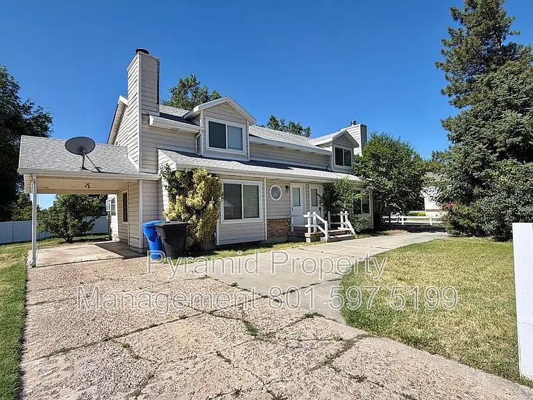 1091 Shepard Ln — Photo 1