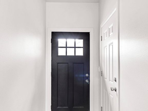 5th image of 5809 Victoria Ave Unit I