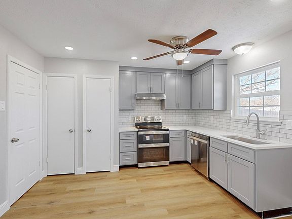 2nd image of 701 Price Dr