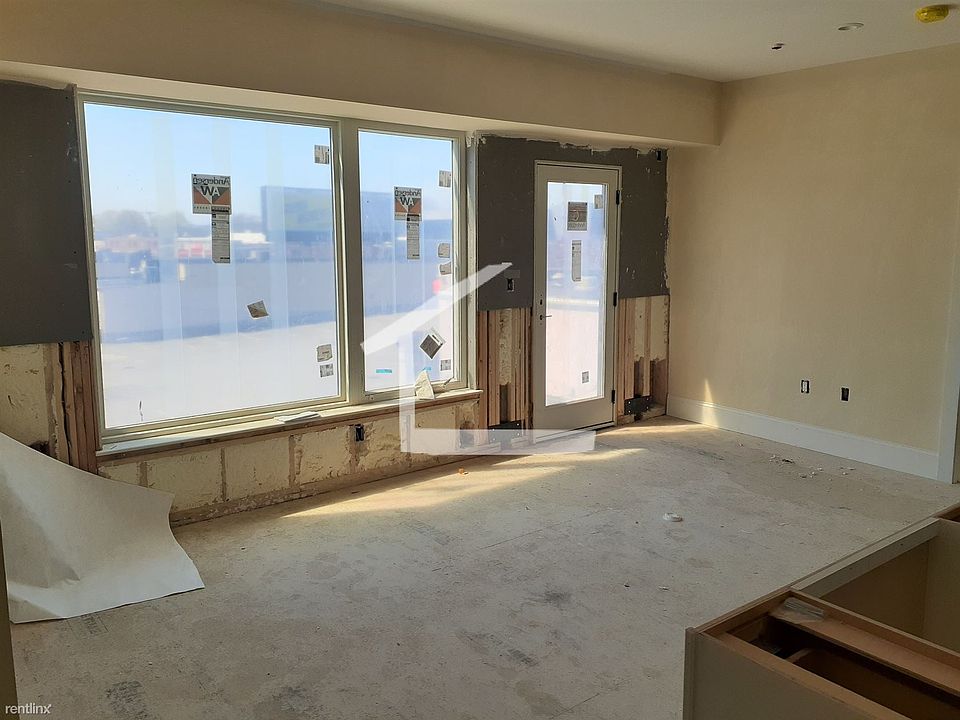 385W5eaaf847c77b5