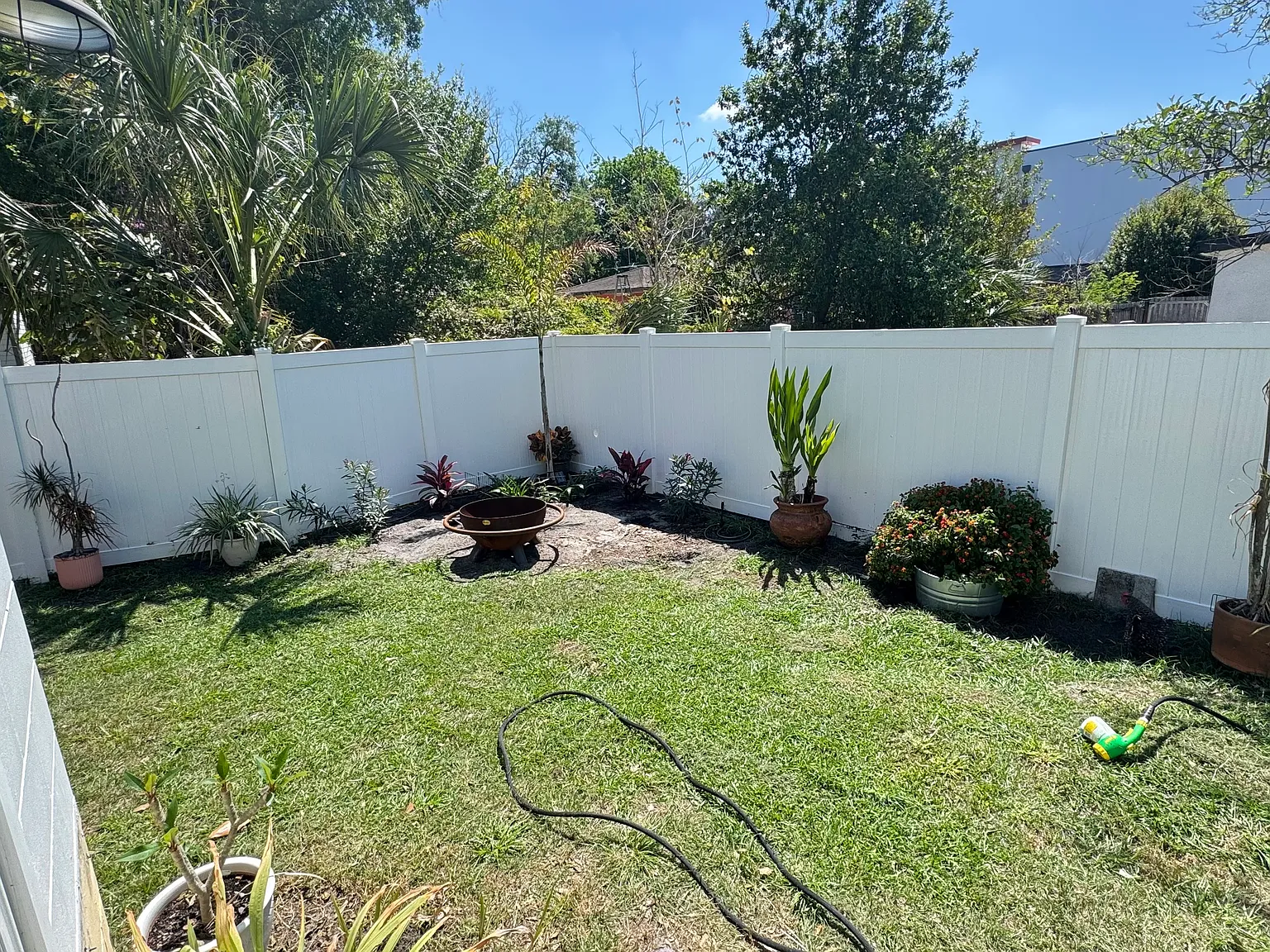 4 bed, 1669 sqft, $3,200 — Photo 3