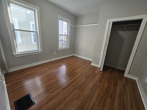 4th image of 20 Arch St Floor 1