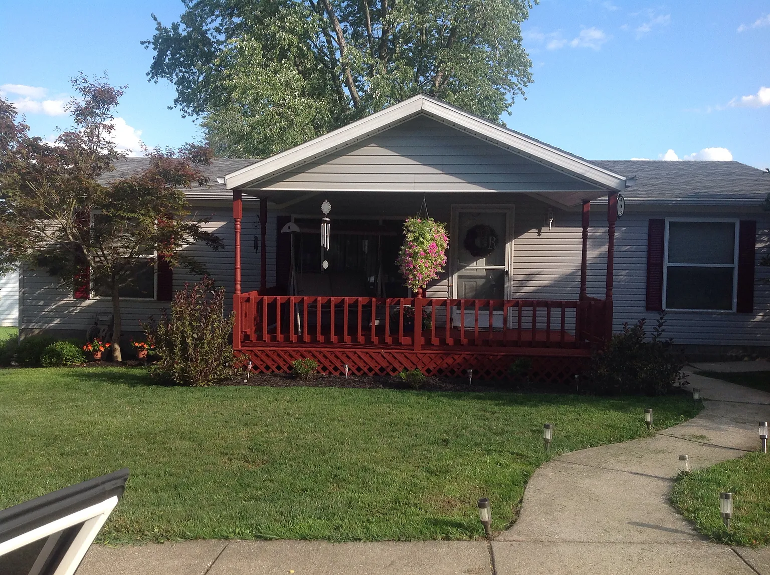 403 Wood St photo 1