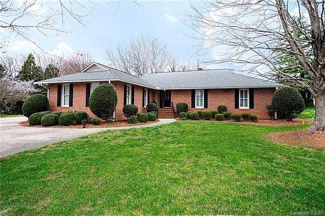 1st image of 3619 E Club Colony Dr