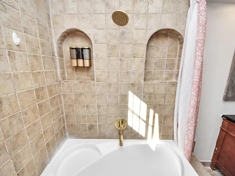 15715 Creekhaven Dr — Photo 18