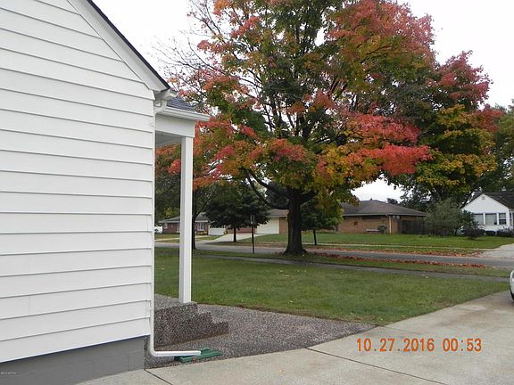 4th image of 307 W 28th St