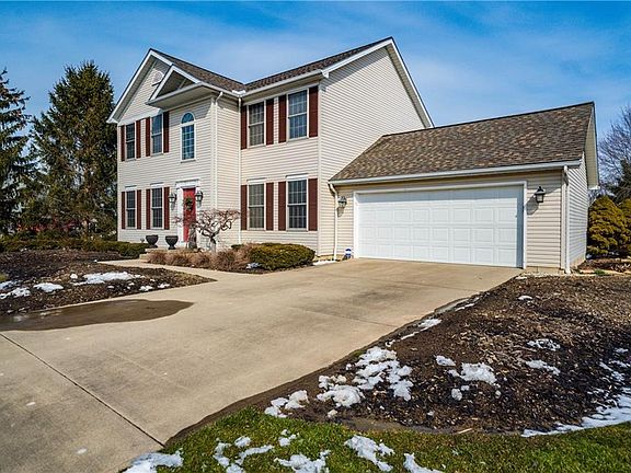 2nd image of 4665 Greenview Ct
