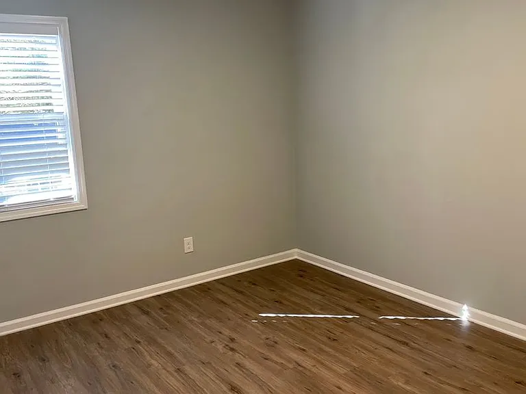 126 Turner St — Photo 8