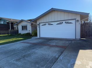 738 Niantic Dr, Foster City, CA 94404