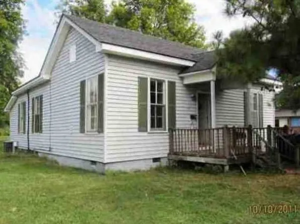 1020 E College St, Union City, TN 38261