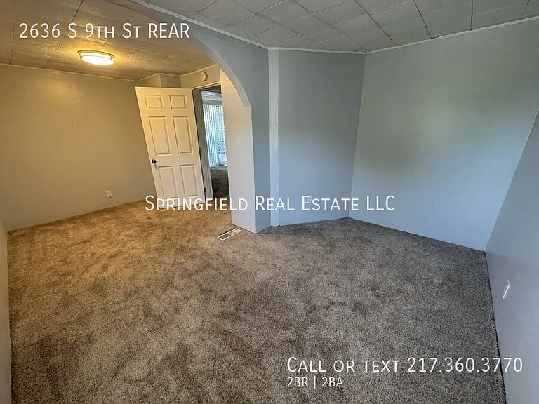 2636 S 9th St — Photo 12