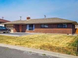 1109 S 28th Ave, Yakima, WA 98902