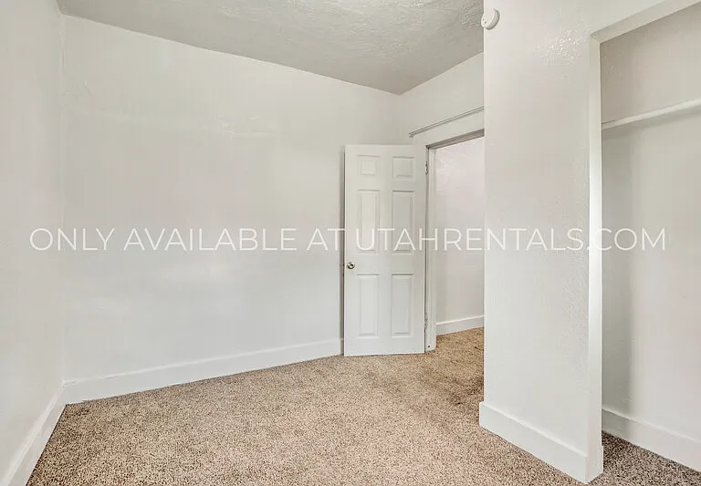 1032 S Jeremy St — Photo 10