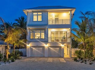 105 6th St S, Bradenton Beach, FL 34217