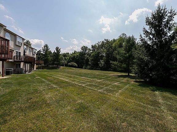 2nd image of 2416 Periwinkle Ct