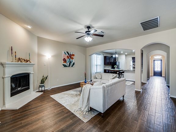 4th image of 200 Mount Olive Ave