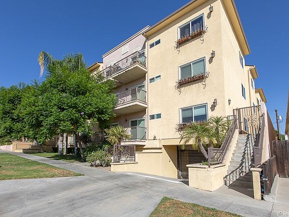 2nd image of 626 E Orange Grove Ave APT 101