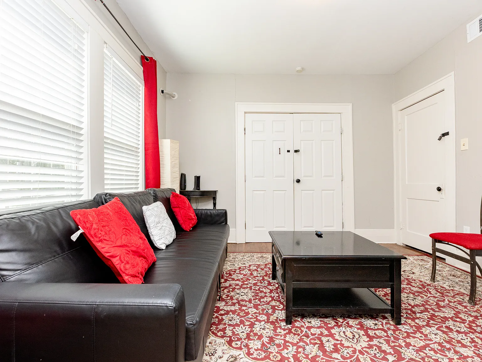 1 bed, 750 sqft, $1,290 — Photo 3