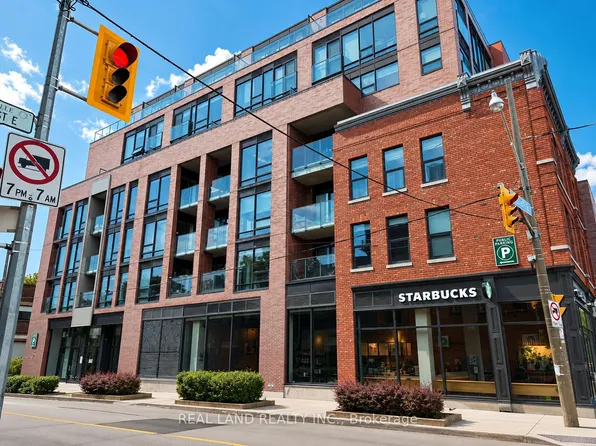 246 Logan Ave #303, Toronto, ON M4M 0E9