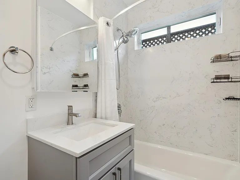 1012 Chester St #4 — Photo 10