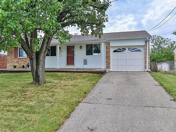 2nd image of 11321 Gravenhurst Dr