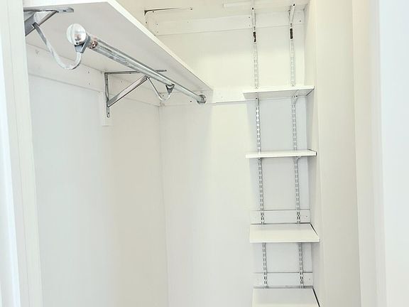 5th image of 359 N 12th St APT 2
