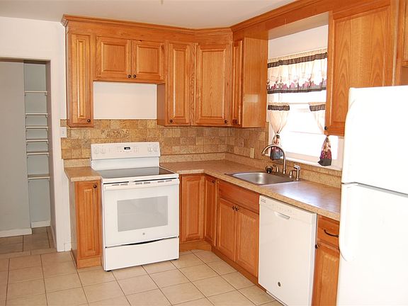 5th image of 1535 N 21st St