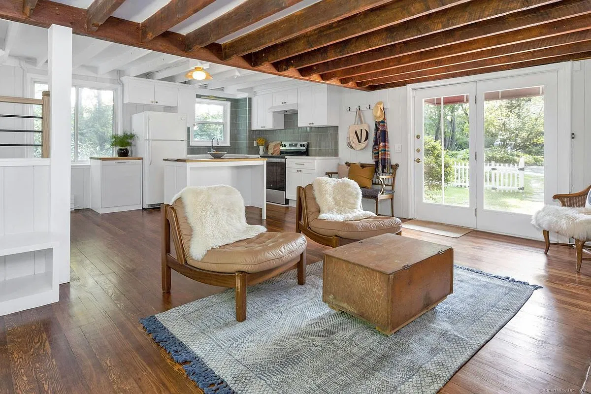 1 bed, 1.0 bath, 706 sqft, $3,400 — Photo 1