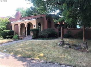 411 E Washington Ave, Cottage Grove, OR 97424