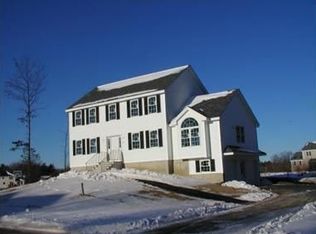 17 Barn Rd, Dracut, MA 01826