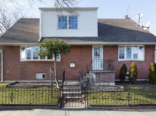 8201 60th Rd, Middle Village, NY 11379