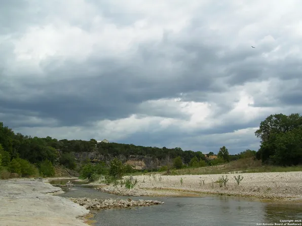 239 Comanche Path LOT 6, Bandera, TX 78003