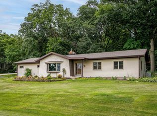 1888 Derby Dr, Fitchburg, WI 53575