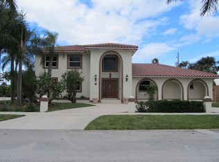 18 Duke Dr, Lake Worth, FL 33460