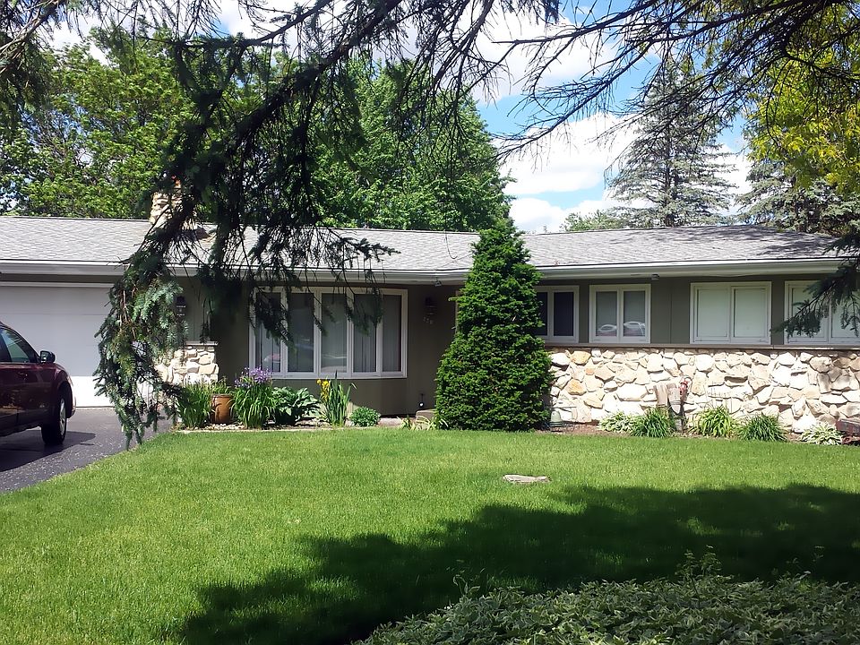 1st image of 720 Cloverlane Dr