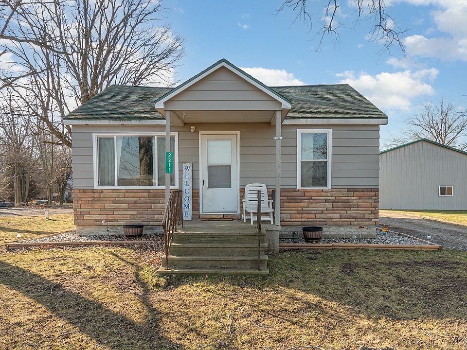 1st image of 2211 W Townline 16 Rd