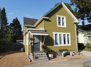 13 Peatfield St, Ipswich, MA 01938