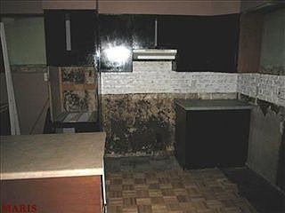 5th image of 547 Wall St